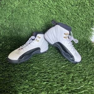 Nike Air Jordan 12 Retro Taxi 2013 Size 6.5y 8 Womens 153265-125 used